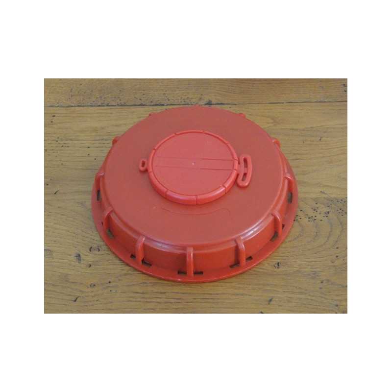 Coperchio 15cm per cisterna 1000L con apertura centrale, colore rosso Coperchio 15cm per cisterna 1000L con apertura centrale, colore rosso