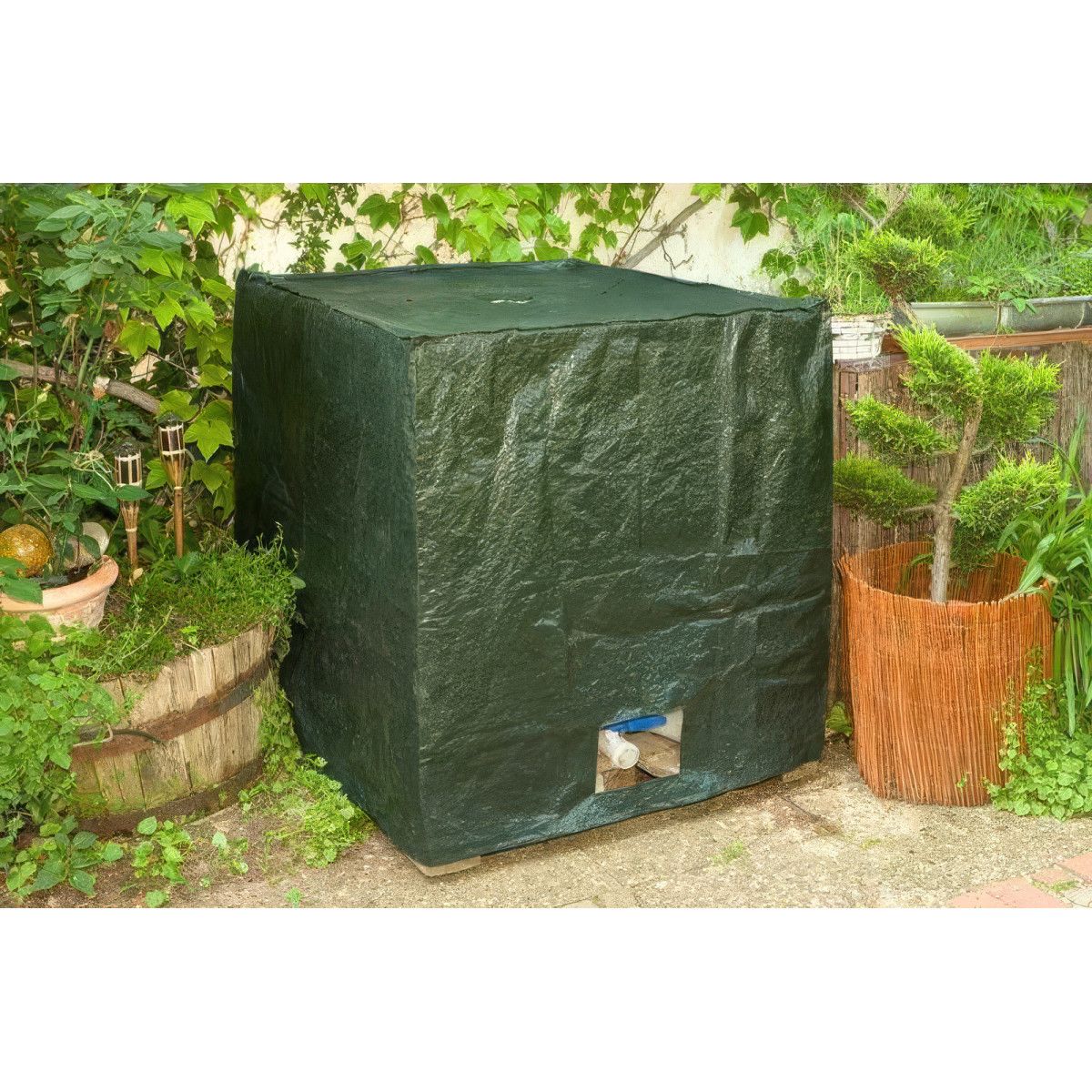 Housse de protection pour réservoir 1000L contre les rayons UV.
