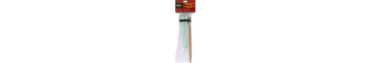 Regenmesser und Thermometer für den Garten